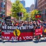 Demonstrasjonen i Australia 2.juli 2023 for urfolks rettigheter. Foto: AFP