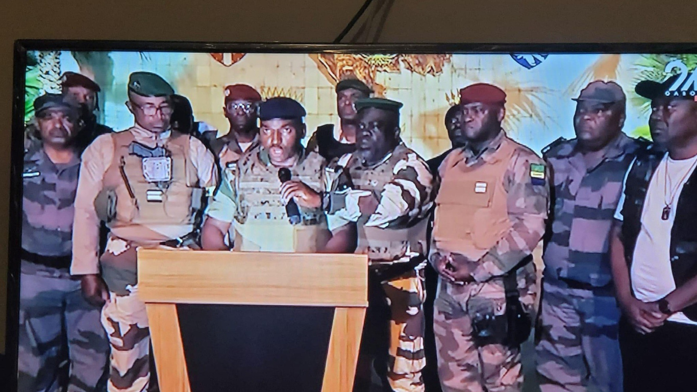 De gabonesiske kuppmakerne. Foto: Facebook