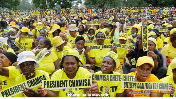 CCCs aktivist demonstrerer i Zimbabwe. Foto: Daily Maverik