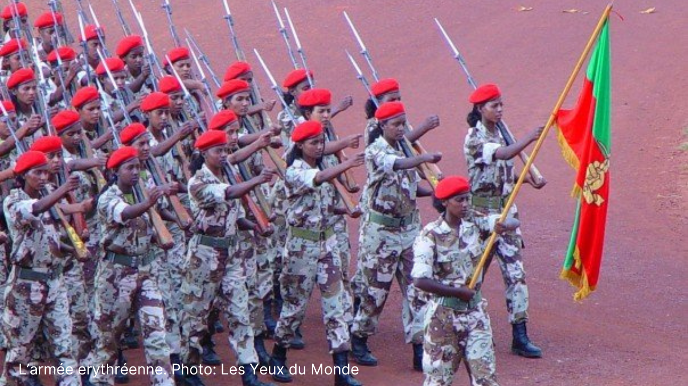 Eritreiske soldater under toget. Foto: Les Yeux du Monde (Verdens Øyer)