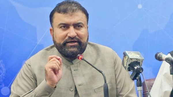 Pakistans innenriksminister, Sarfraz Bugti. Foto: Pakistan Observer